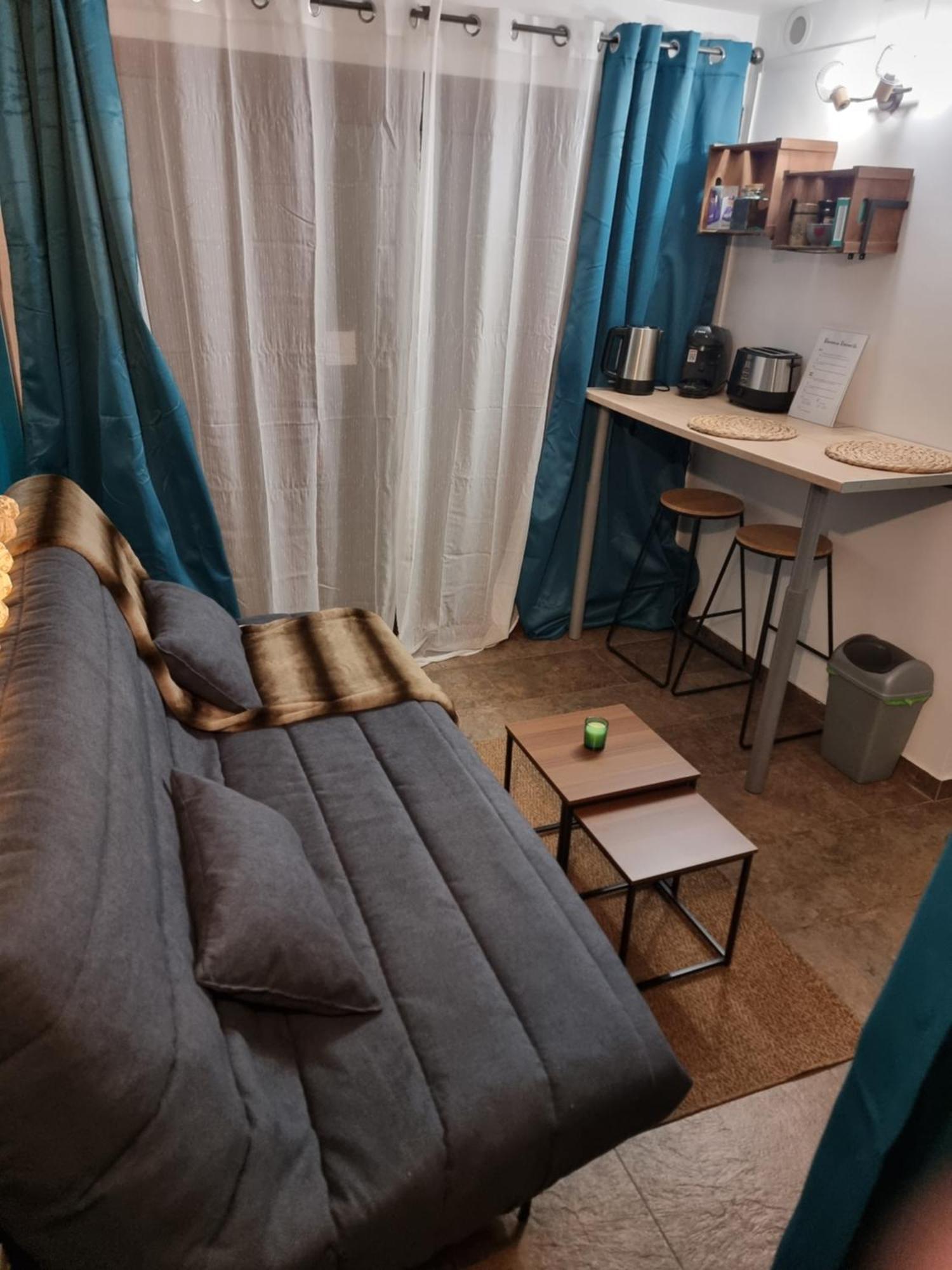 Petit Studio Cosy 圣皮耶尔代勒福尔卡 客房 照片